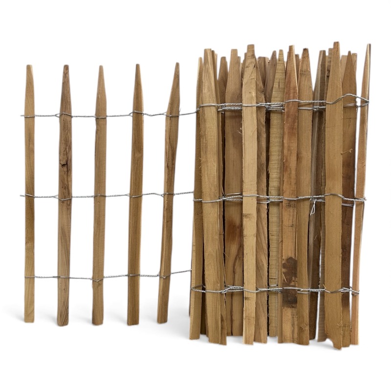 Staketenzaun aus Robinie (gesägt), 80 cm Höhe - 7-8 cm Lattenabstand